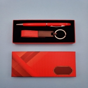 Kırmızı Kalem Anahtarlık Set